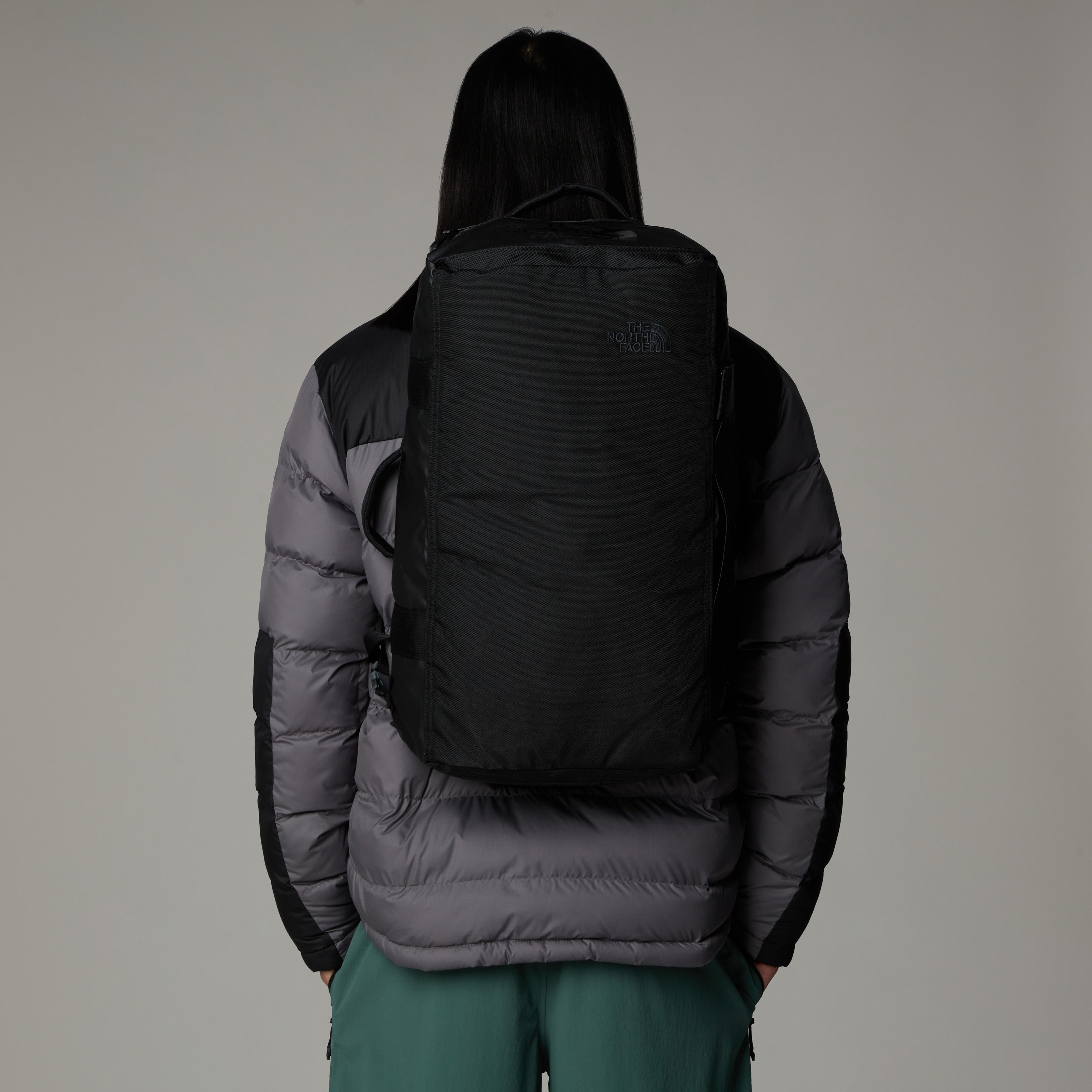 The North Face Base Camp VOYAGER Duffel 32L | TNF Black-Asphalt Grey