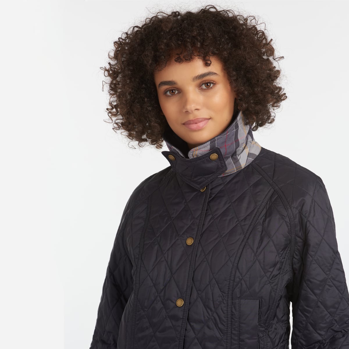 Barbour Summer Beadnell Women’s Quilted Jacket in Navy – Close up View on model
