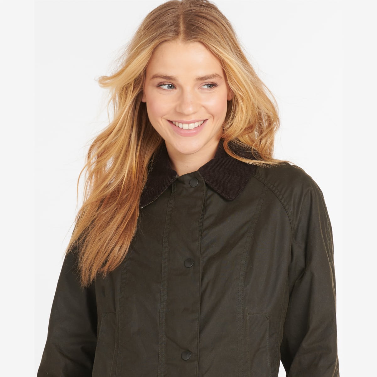 Barbour Classic Beadnell Women's Waxed Jacket | Olive