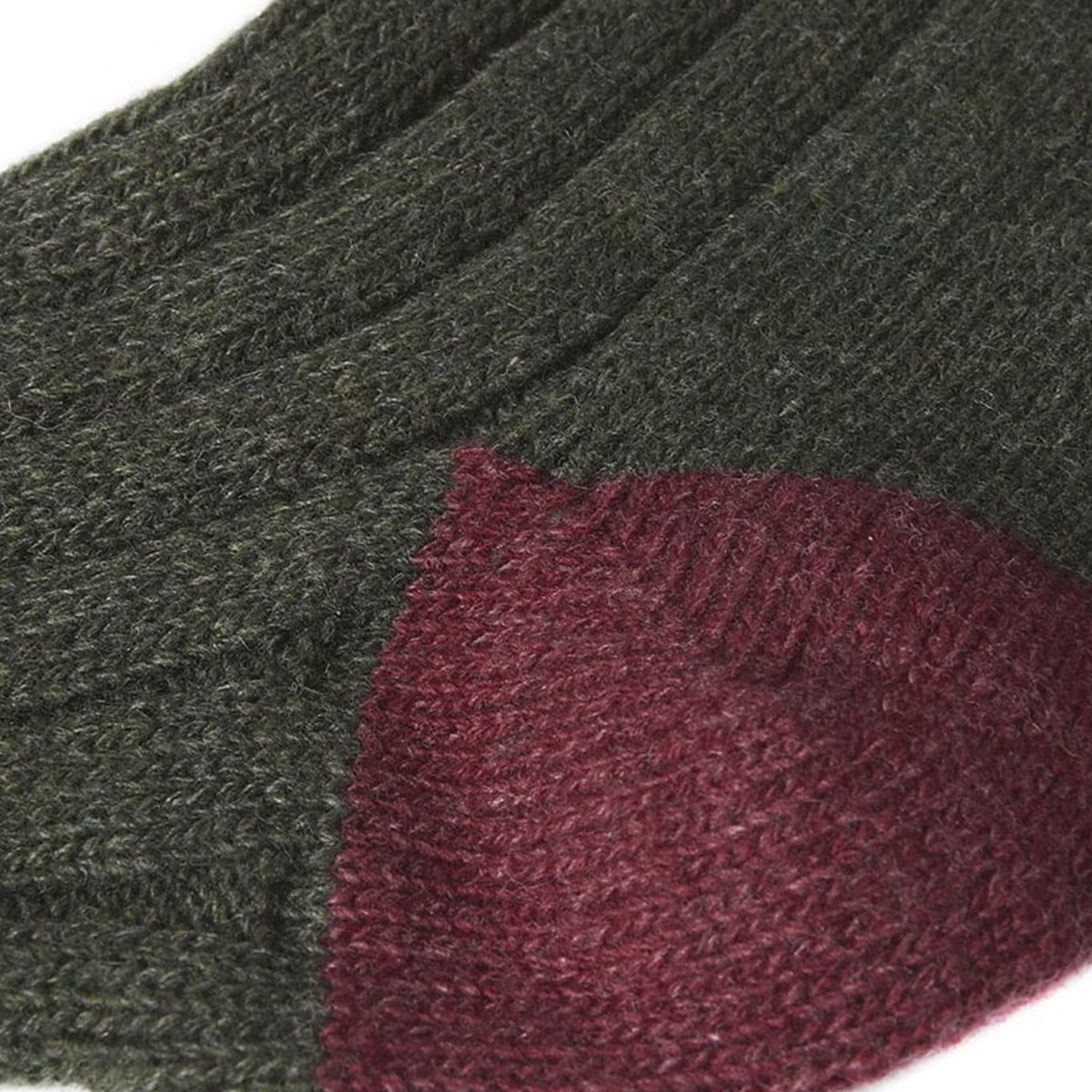 Barbour Contrast Gun Stockings | Olive / Cranberry