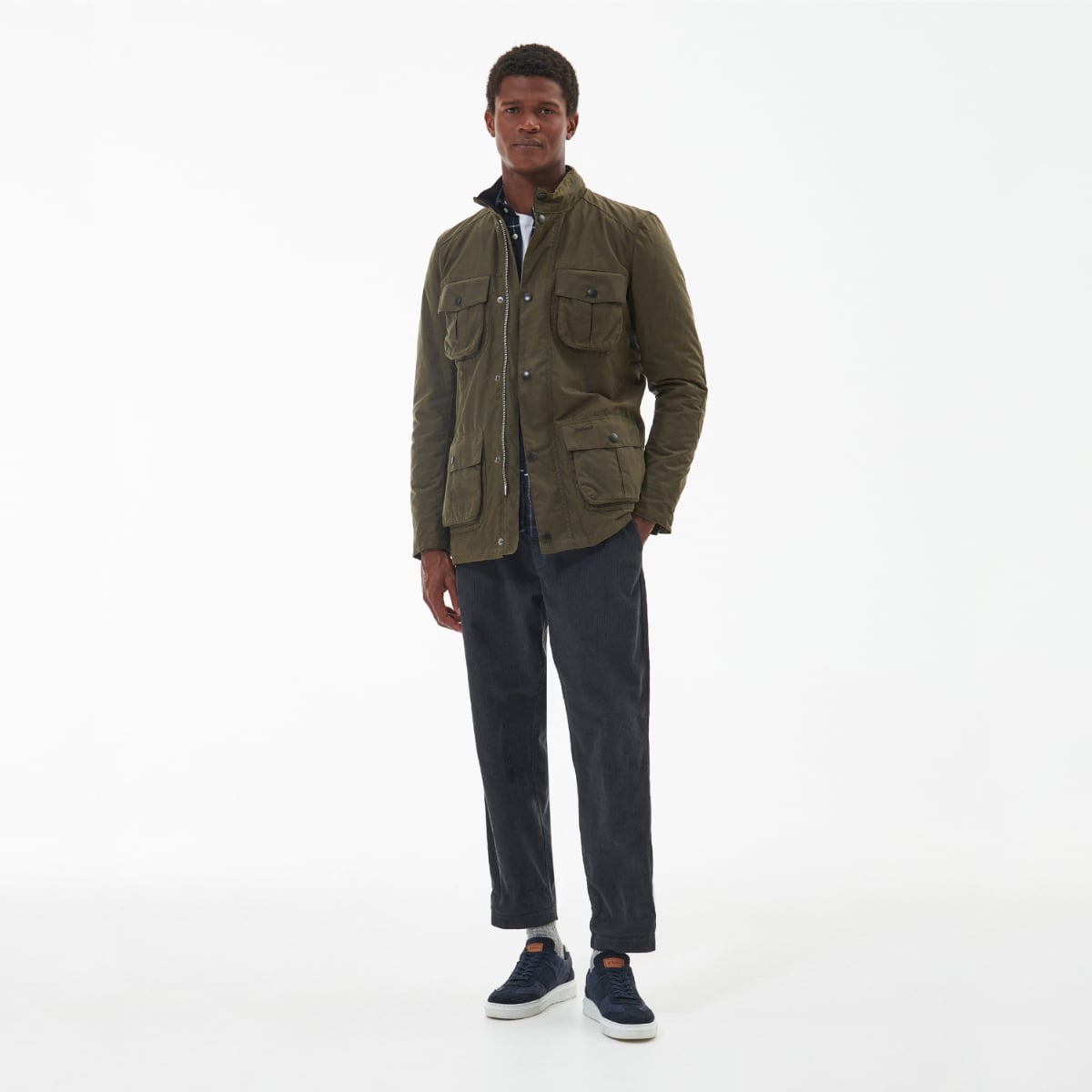 Barbour Corbridge Men's Waxed Jacket | Beech (Classic Tartan lining)