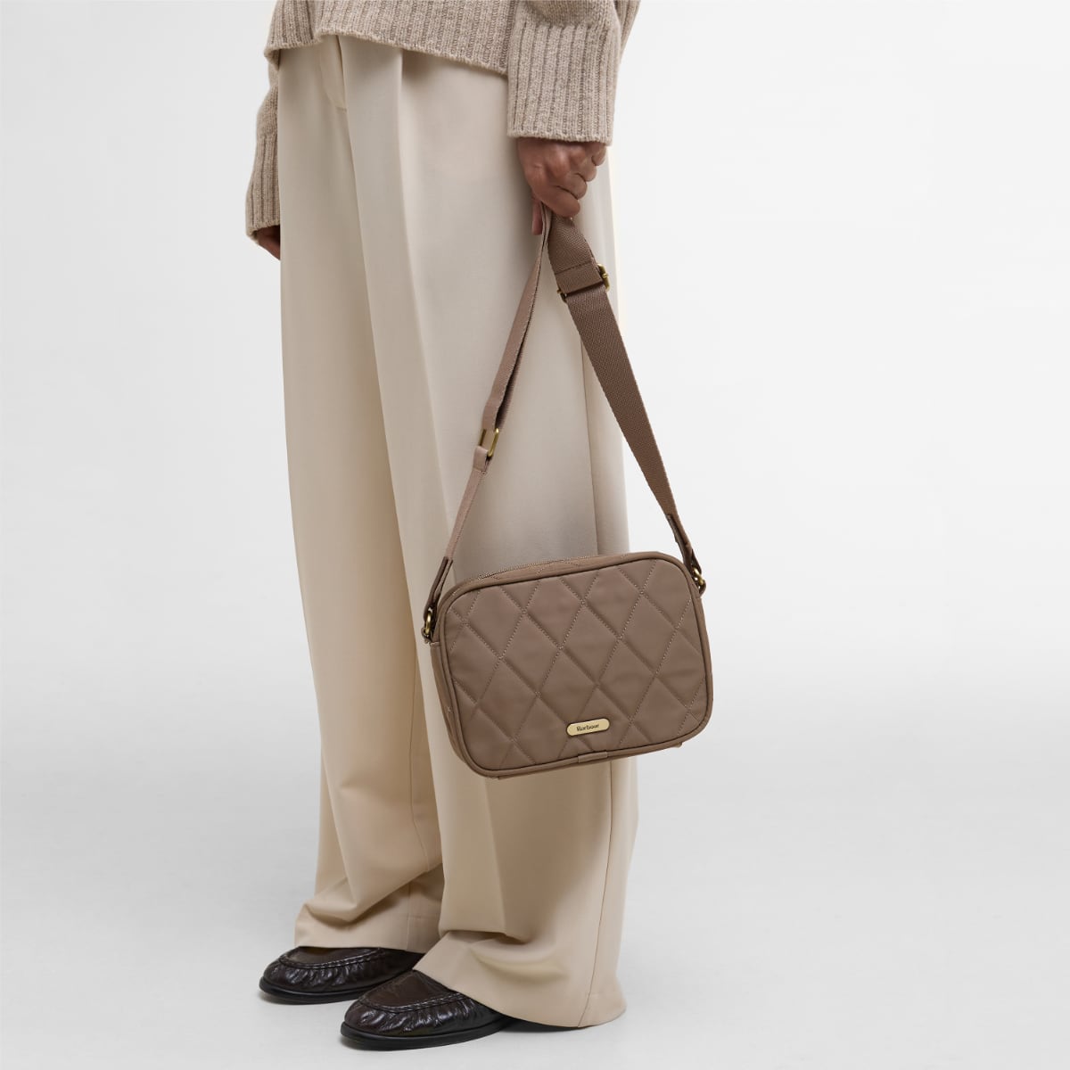Barbour Quilted Crossbody Bag | New Sand