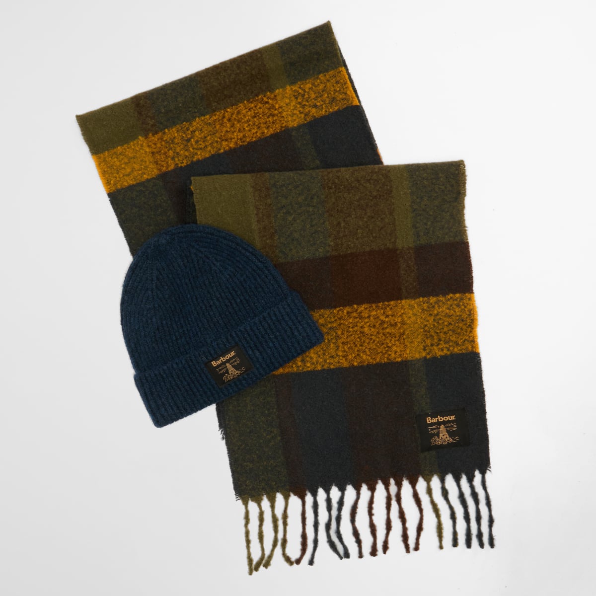 Barbour Westerdale Beanie and Scarf Gift Set | Classic