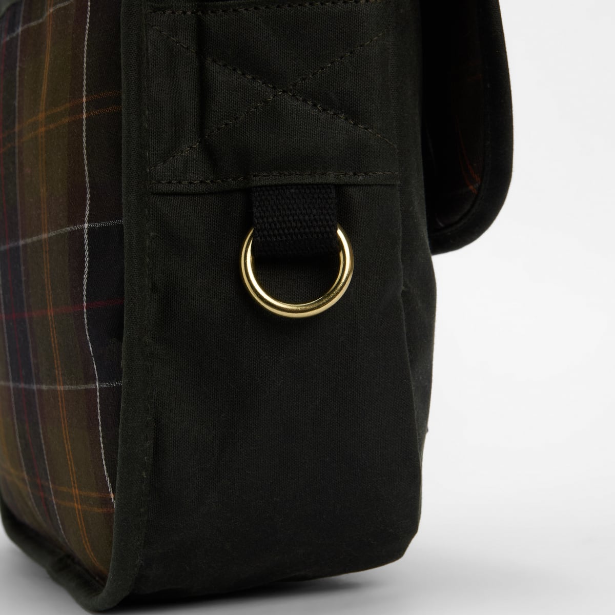 Barbour Field Waxed Riever Crossbody Bag | Sage