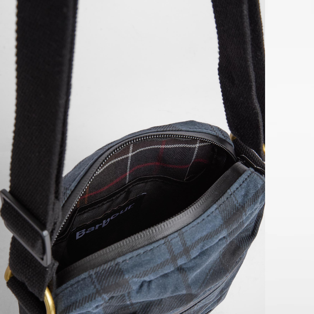 Barbour Field Waxed Crossbody Bag | Navy Tartan