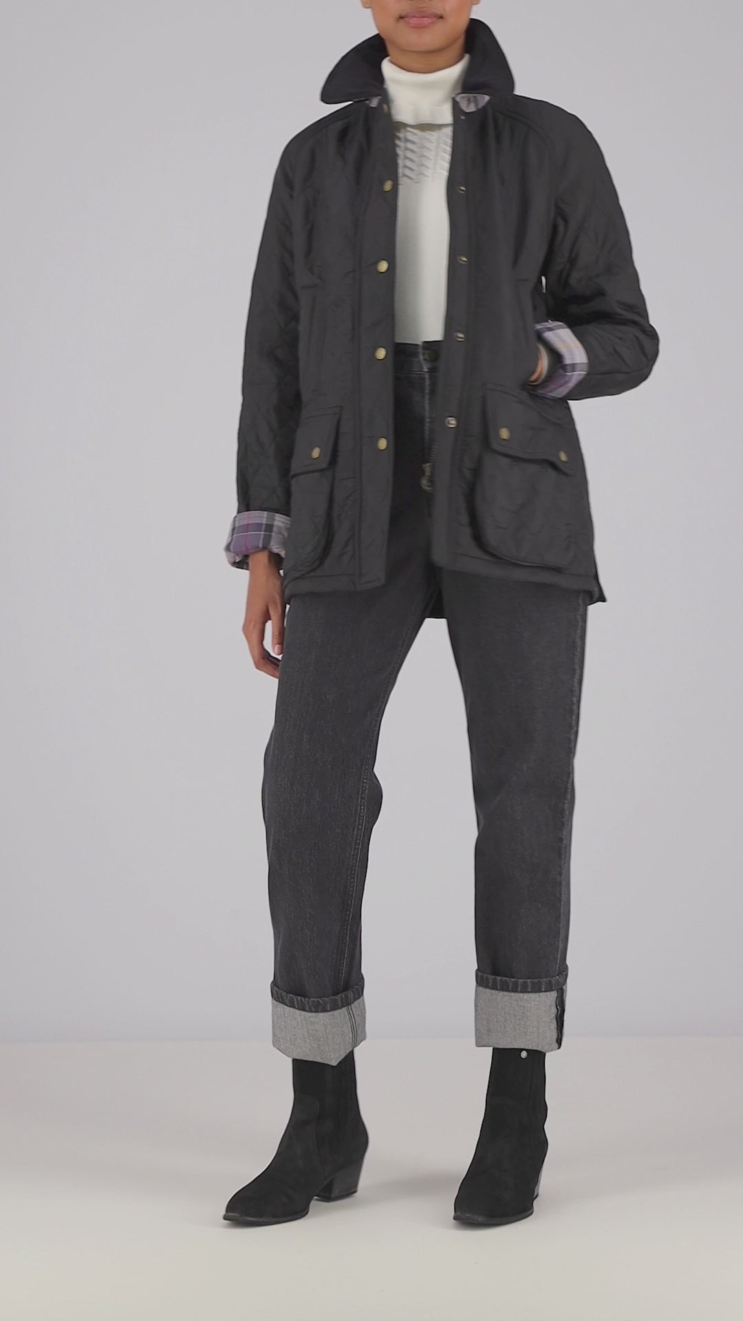 Video of Barbour Beadnell Polarquilt Black on model