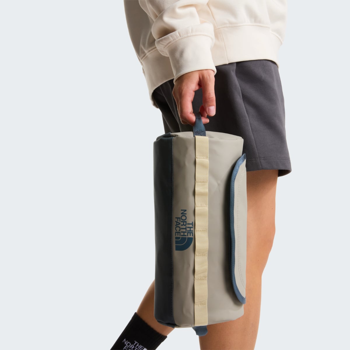 The North Face Base Camp TRAVEL CANNISTER LARGE | Stone Slab-Granite Grey-Desert Stone