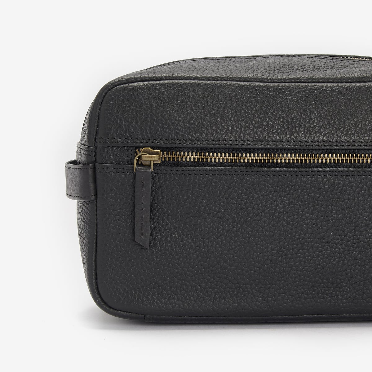 Barbour Highgate  Leather Washbag | Black