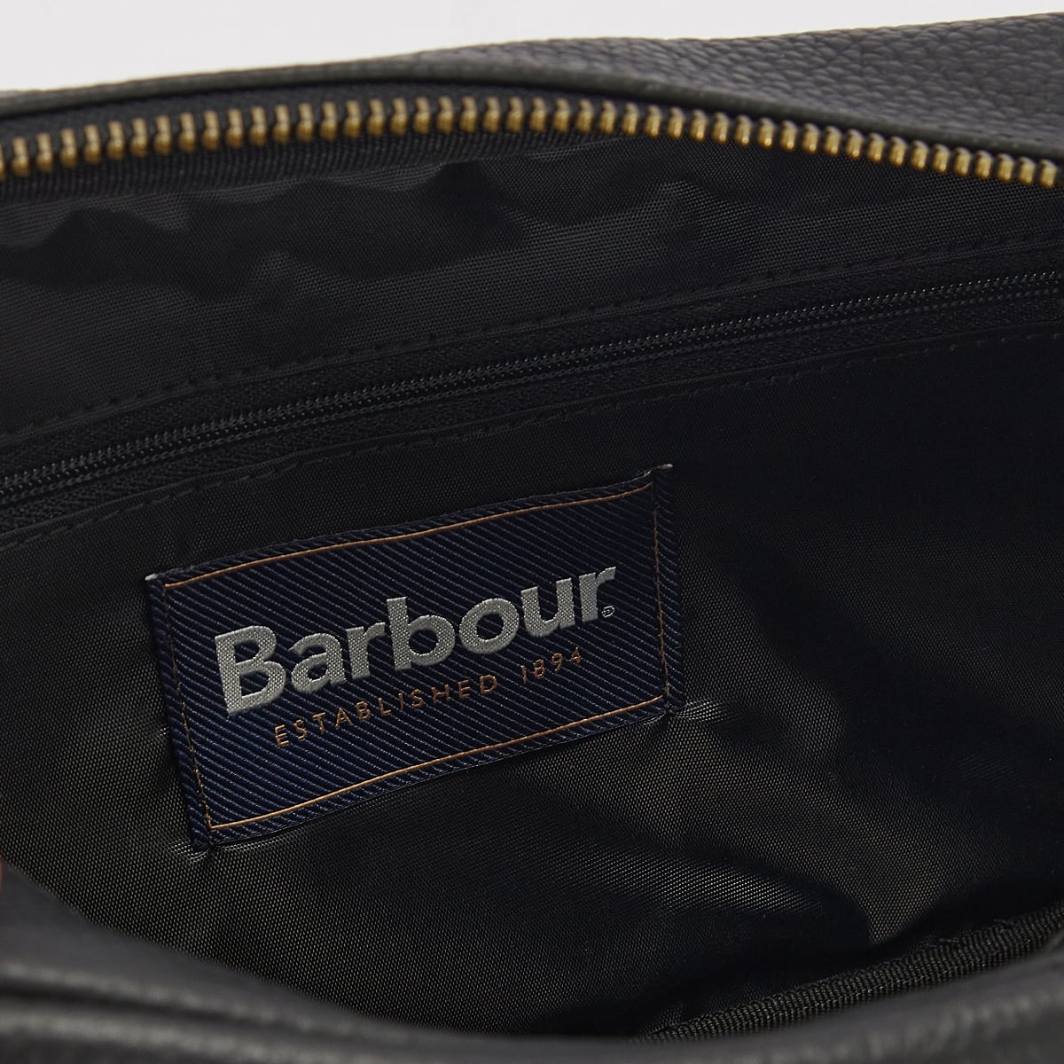 Barbour Highgate  Leather Washbag | Black