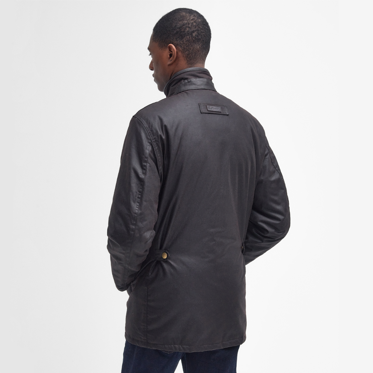 Back view showing regular fit and structured hem
