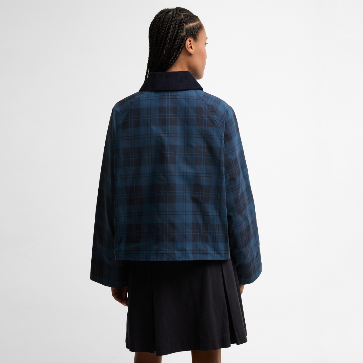 Back view of Barbour Baiton Casual jacket in Weathered Marine plaid worn by model.