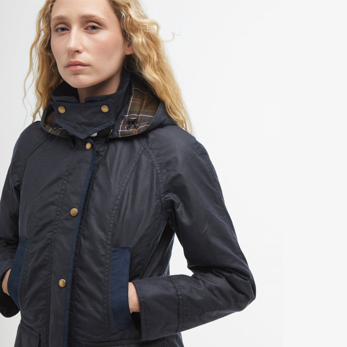 Barbour Bower Women's Waxed Jacket | Navy