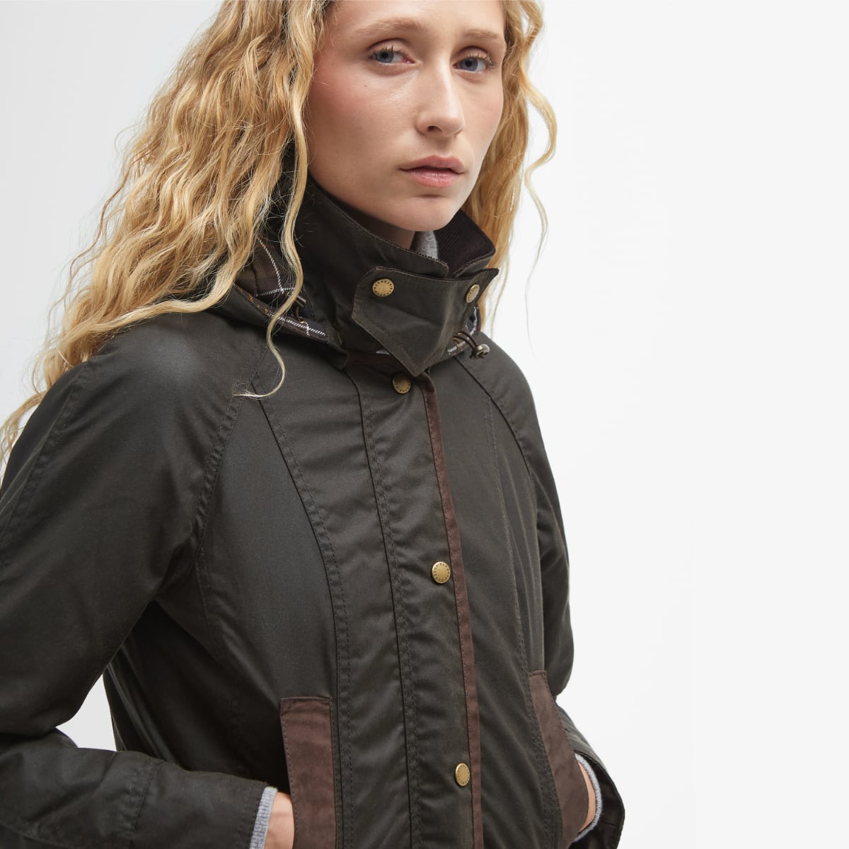 Barbour Bower Women's Waxed Jacket | Olive
