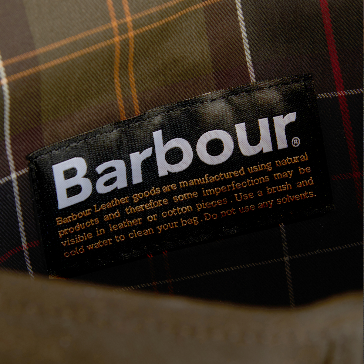 Barbour Wax Leather Tarras Shoulder Bag | Olive