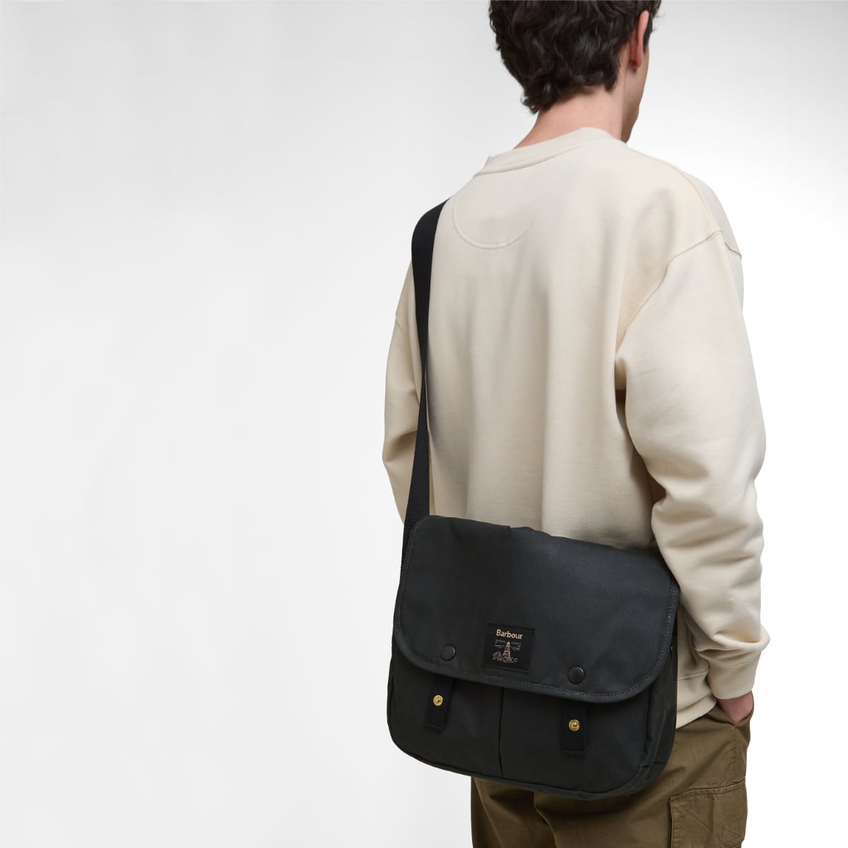Barbour Field Waxed Riever Crossbody Bag | Sage
