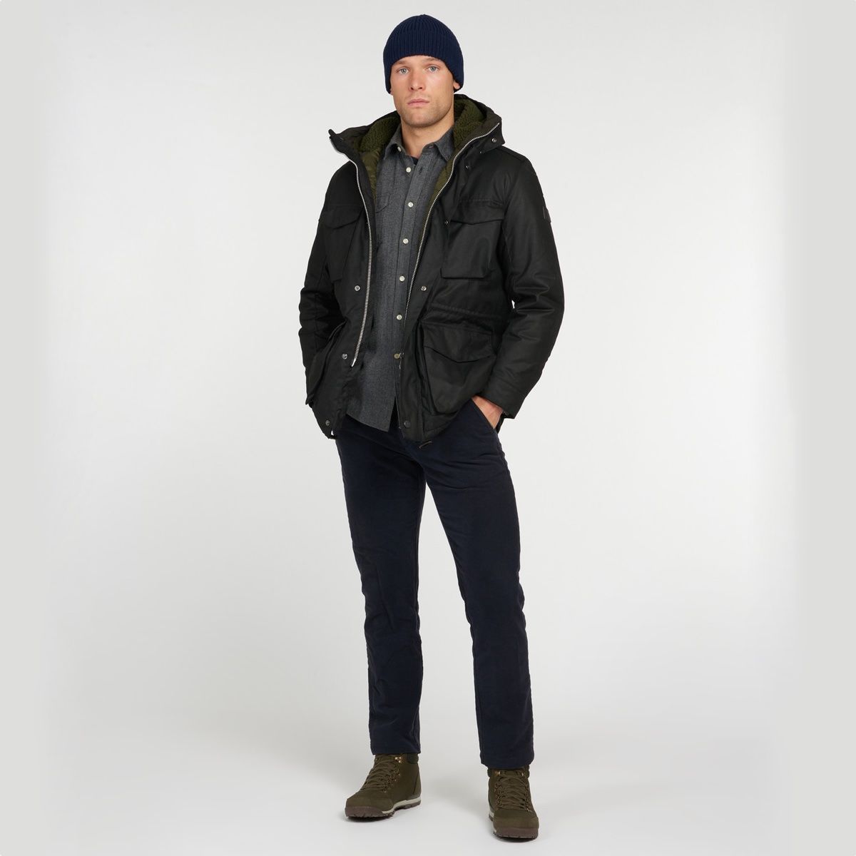 Barbour Nautic Men's Waxed Jacket | Black